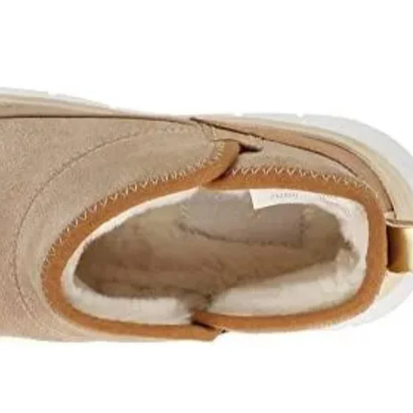 NWT Cole Haan zerogrand bootie, water resistant 6.5 - Picture 2 of 6